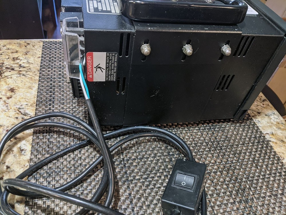 Thermo-Westronics SV100 Video Data Recorder With Power Cable