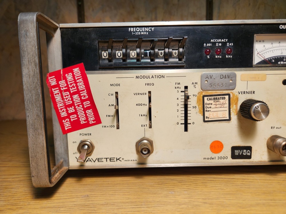 WAVETEK 3000 SIGNAL GENERATOR, Untested for repair