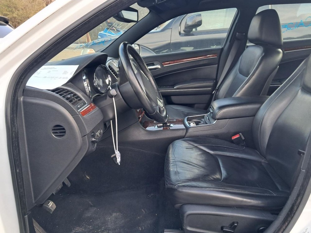 300 2012 Glove Box 4892135