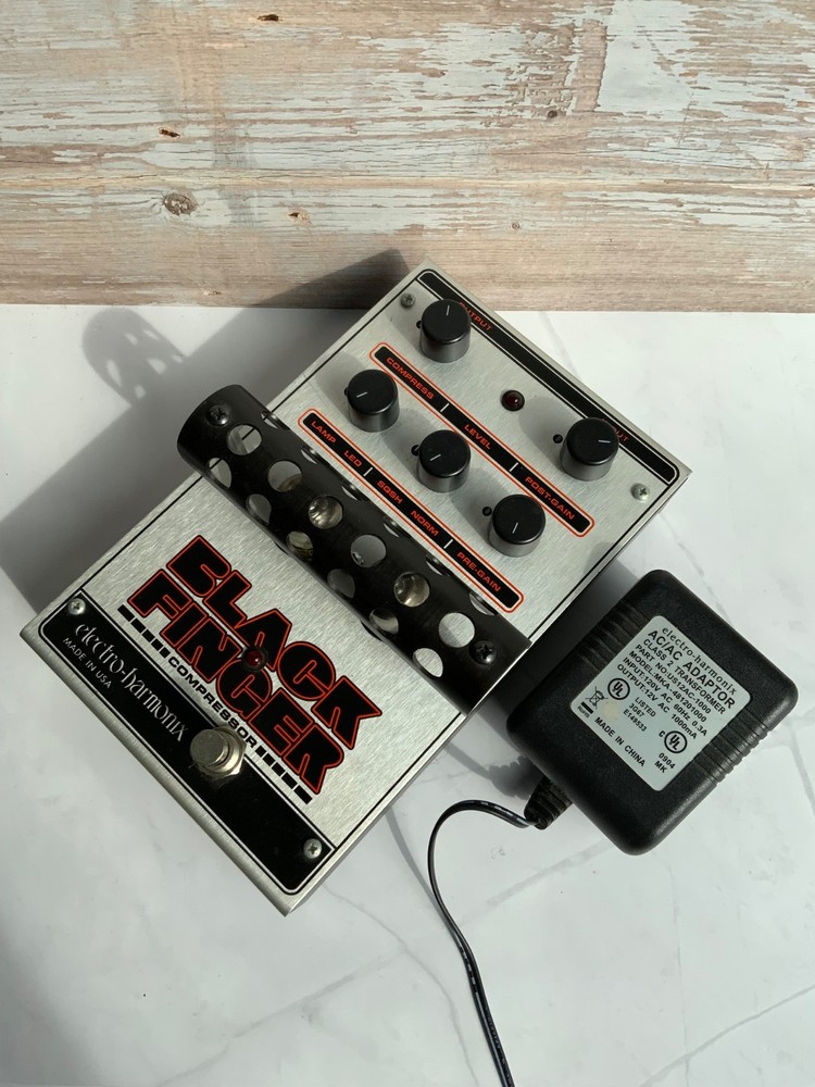 Electro-Harmonix Black Finger Compressor Guitar Pedal