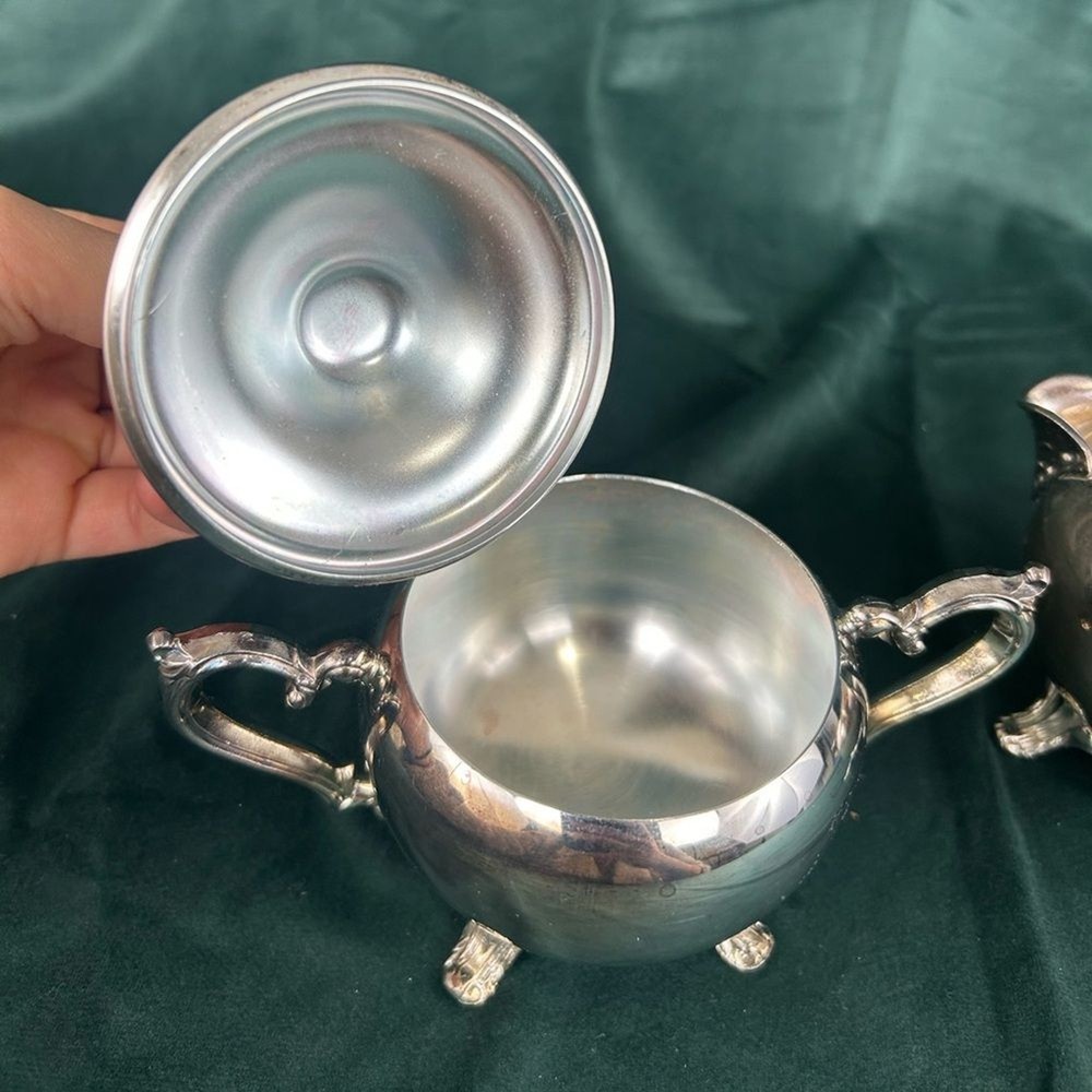 Vintage Silver Plate Sugar and Creamer Set