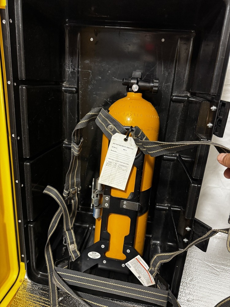 MSA cylinder 5-978-1 with frame harness and mask