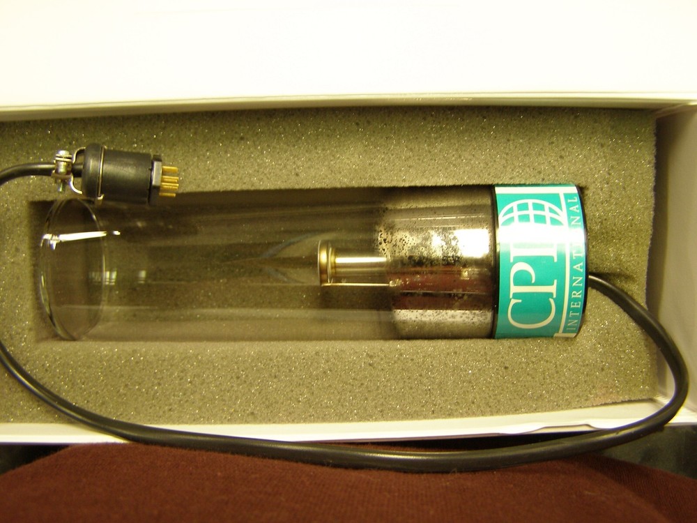 Barely used hallow cathode lamp Mercury for atomic absorption spectrophotometer