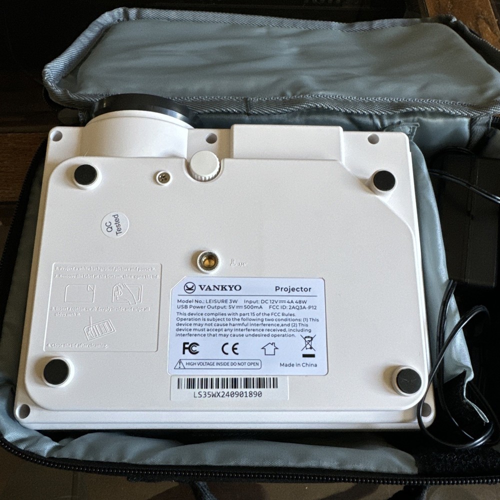 VANKYO Leisure 3W Portable Mini Projector White