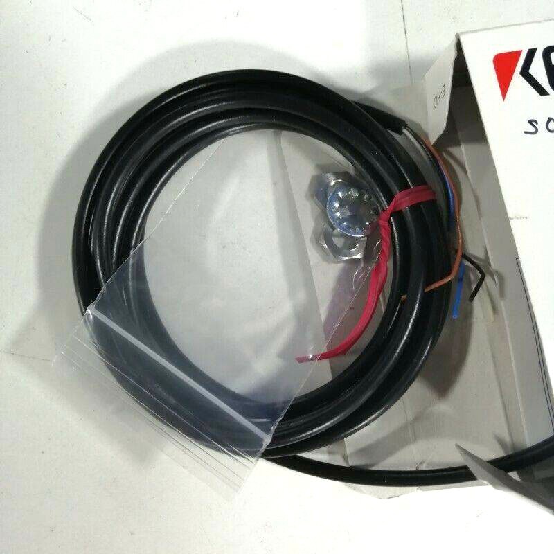 KEYENCE EZ-8M Proximity Sensor New