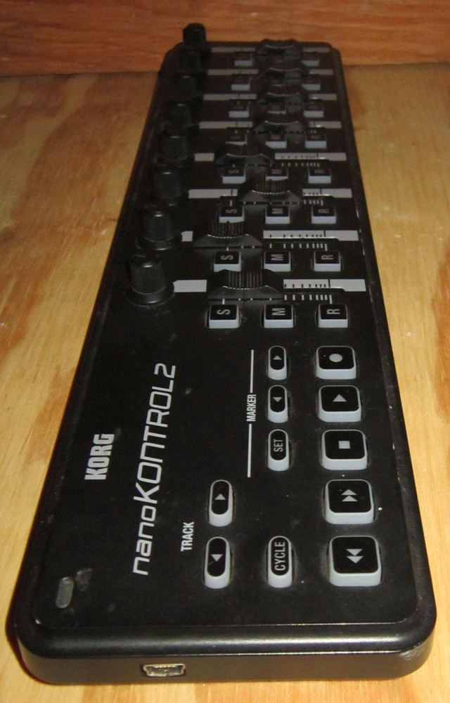 Korg nanoKONTROL2 Slim-Line MIDI Controller