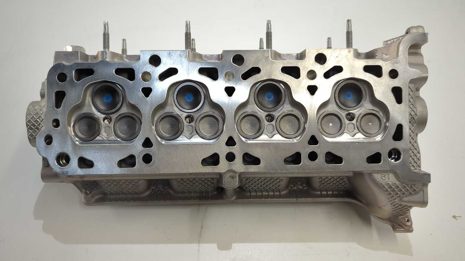 New OEM genuine Ford 5.4 Cylinder Head complete 2006-2010 Trucks RH 8R3Z-6049-C