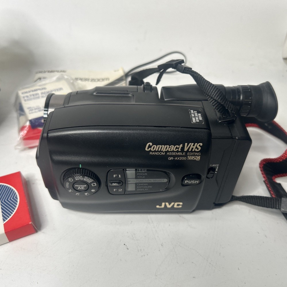 JVC GR-AX200 Camcorder With Bag Untested Camera Compact VHS