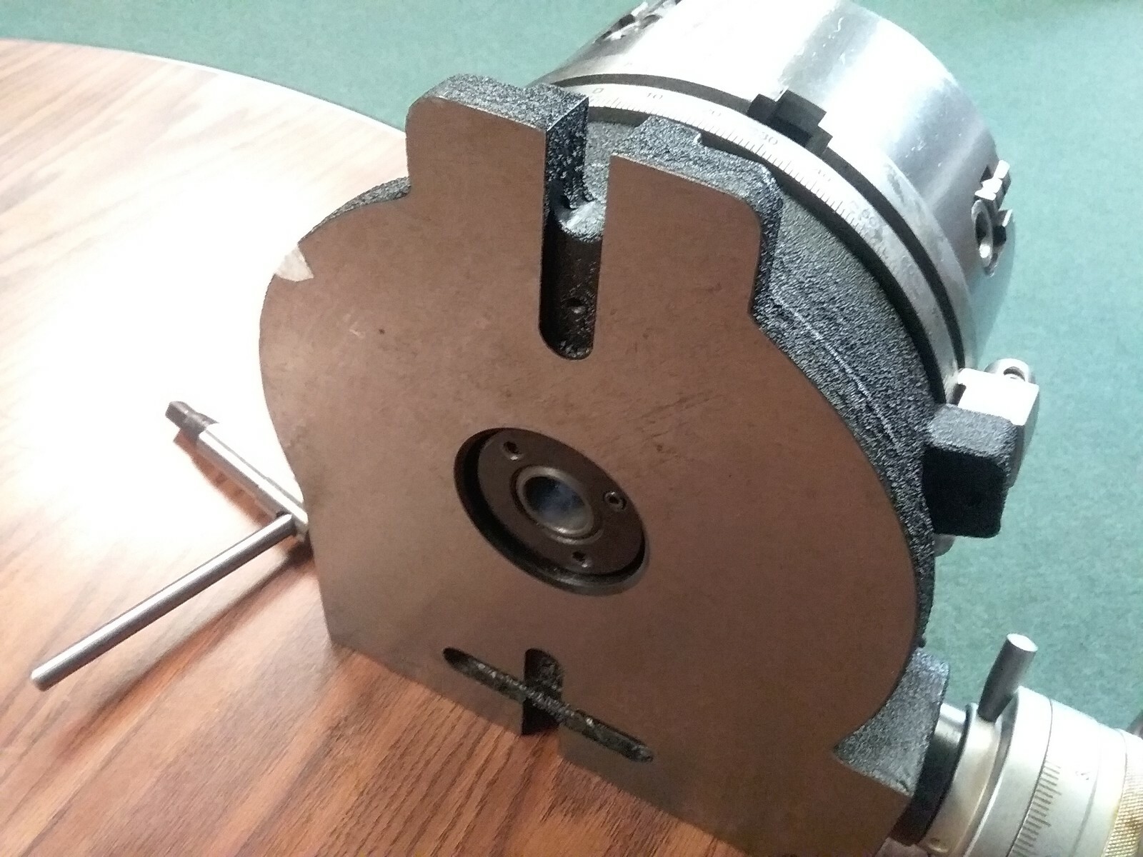 8" HORIZONTAL & VERTICAL ROTARY TABLE w. 8"-4 jaw independent chuck 4 T-nuts