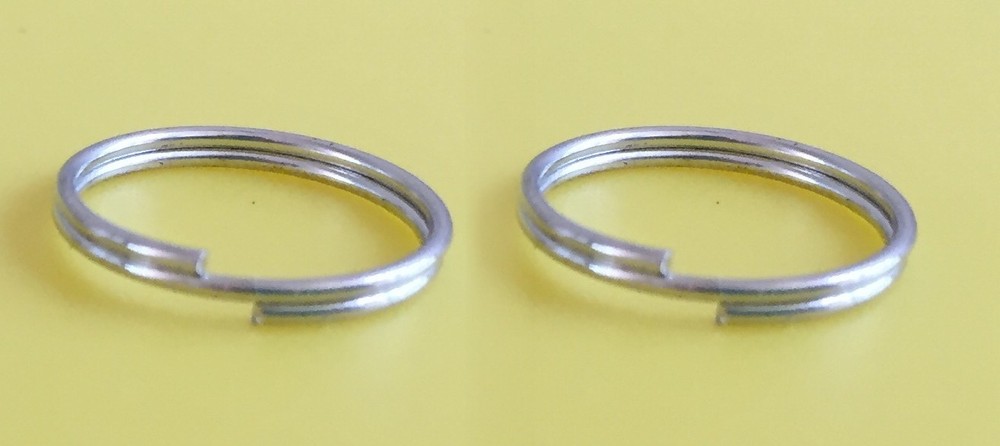 2 (two) CONNECTING RINGS (will help connect Your STRAP to Your CAMERA)size 12mm