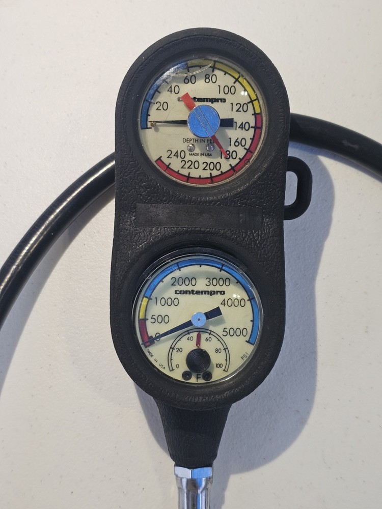 Contempro Navigator 3 Gauge Scuba Dive Complete Console SPG, Depth, Compass
