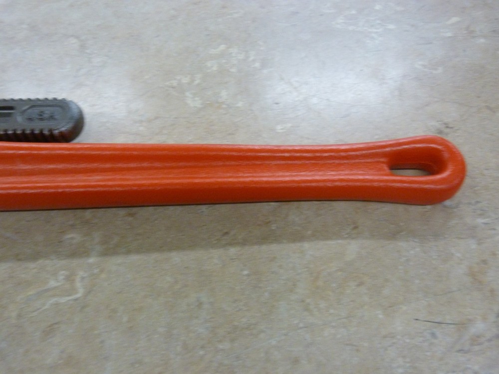 Mac Tool 18" External Pipe Wrench