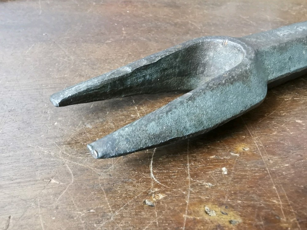 Vintage ball joint splitter 7 1/2" long.