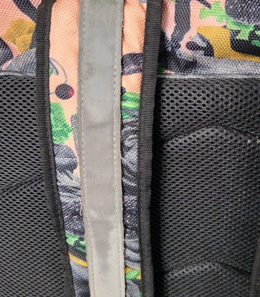 UBER EATS X-LARGE DELIVERY INSULATED BAG LIMITED EDITION ARTIST SERIES USED