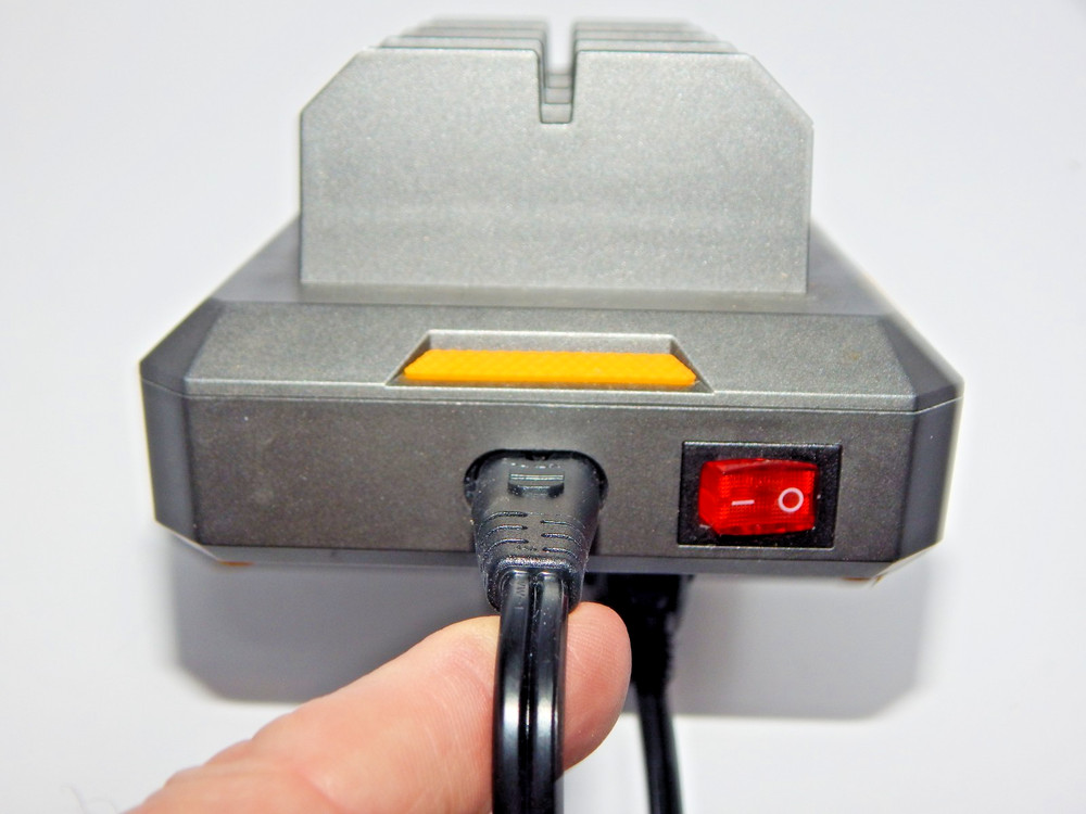 USB Charging Station model LZZC-C-08