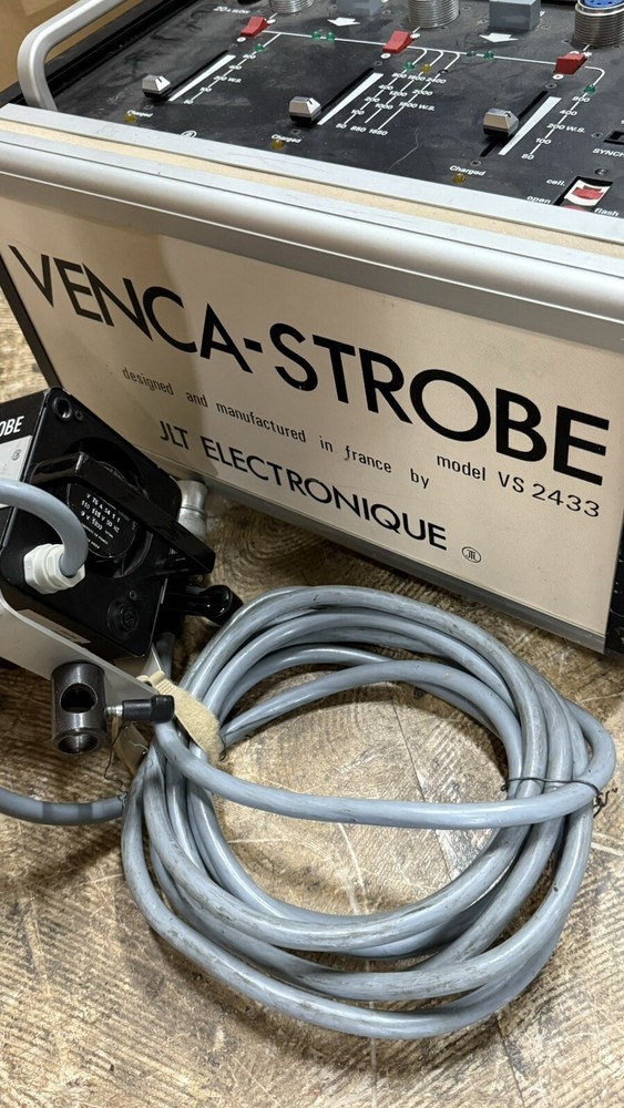 Pro Studio Light Venca V-2433 2400W Power Pack & Strobe Flash Head Kit