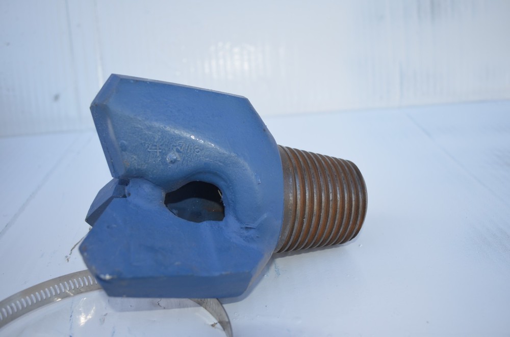 4-3/4 inch Chevron Drag Bit 3 Wing API Reg Thread