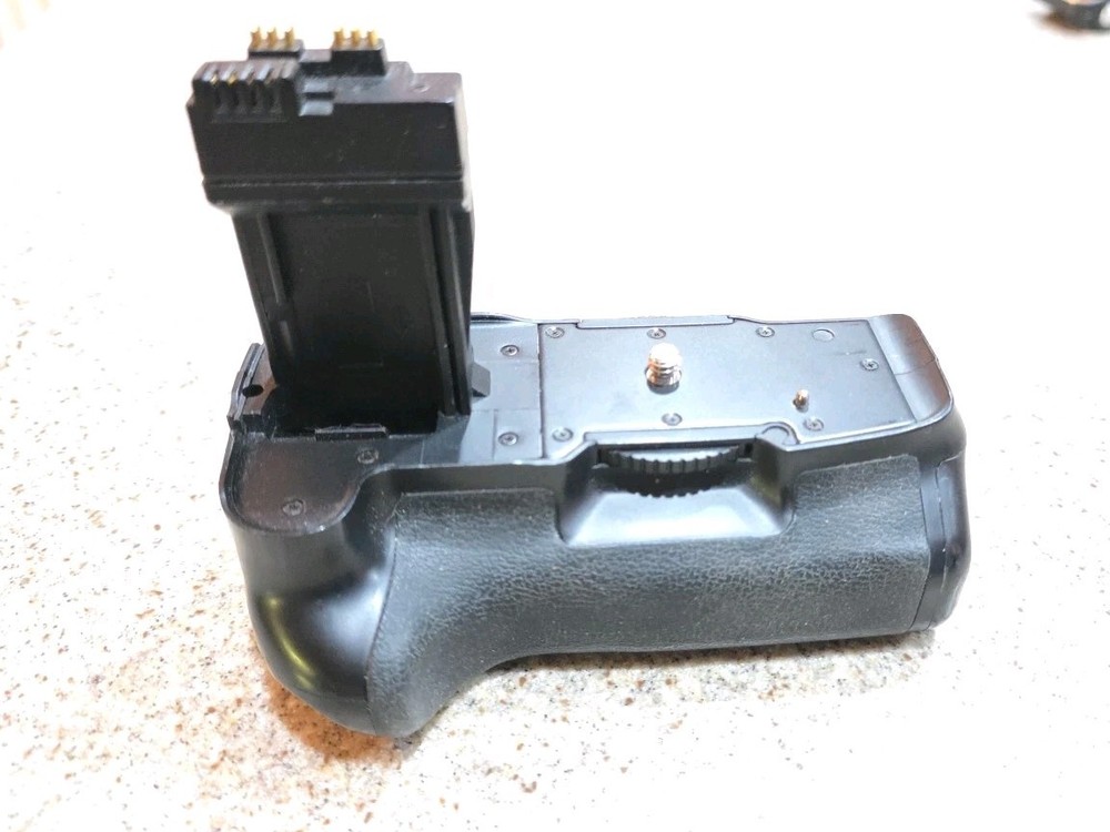 quality  Battery Grip BP-550D for Canon EOS 550D