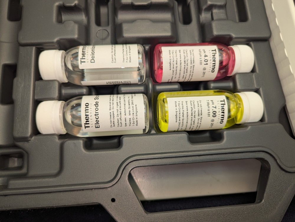 Thermo Scientific | Eutech PH 150 Meter Kit with Probes # ECPHWP15002K