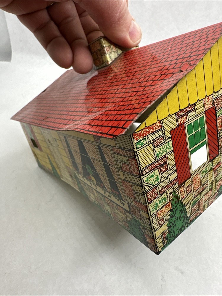 SKYLINE TIN RANCH HOUSE WITH LIGHT