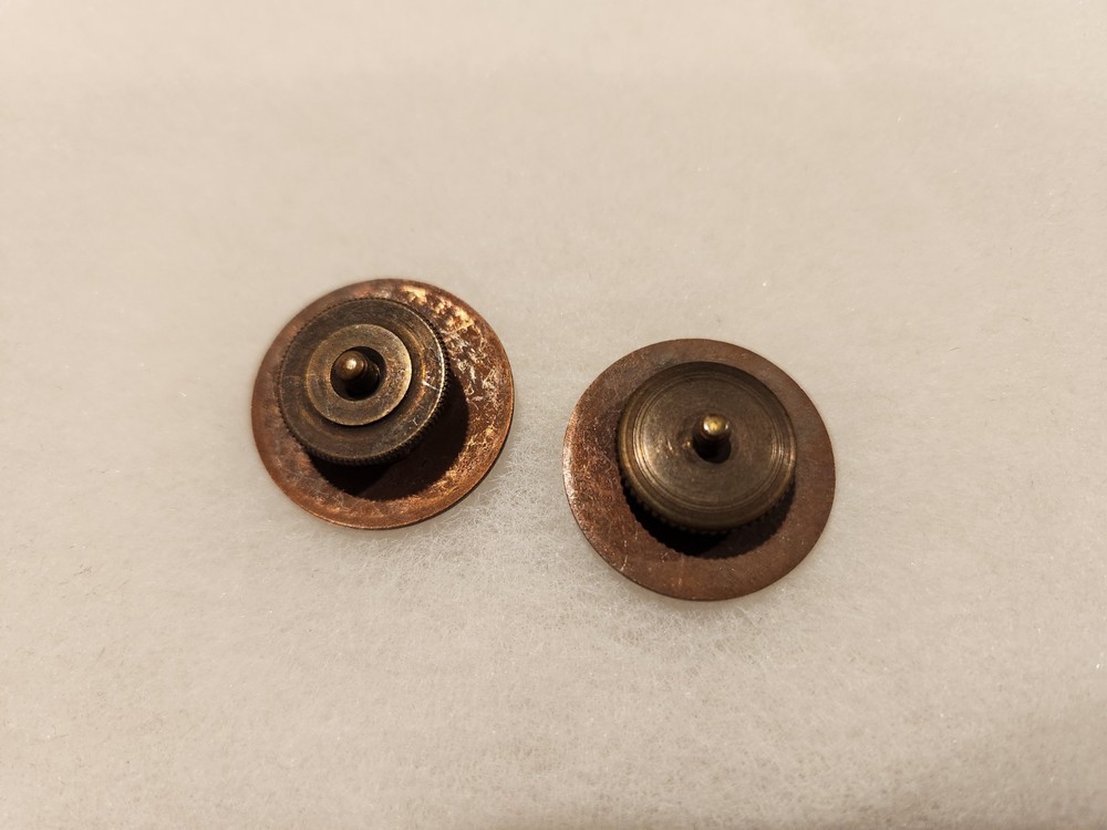 WW2 WWII U.S. Army Screwback Quartermaster Collar Discs