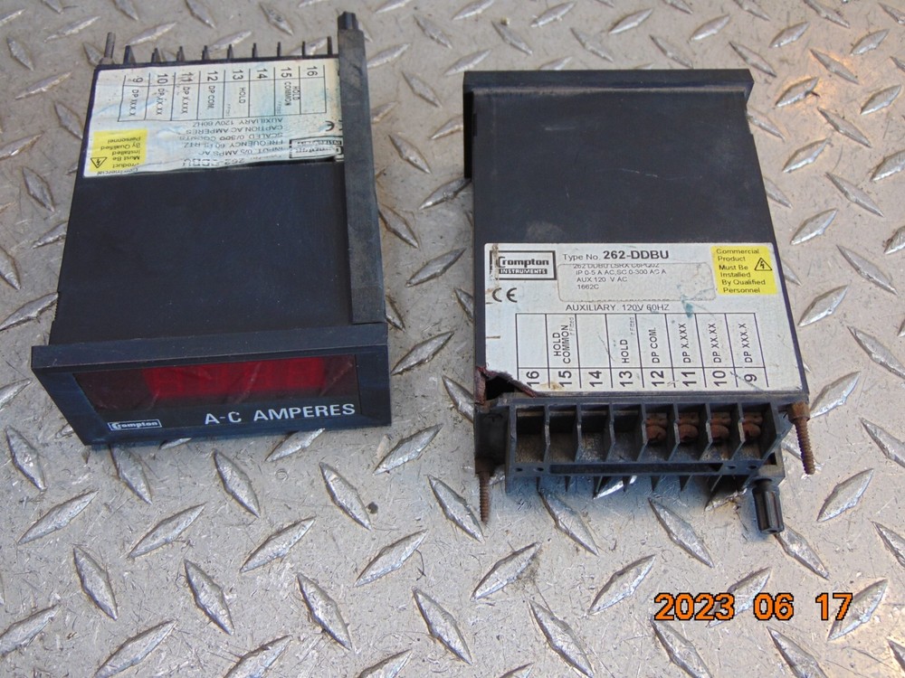 (1) ONE CROMPTON 262-DDBU DIGITAL PANEL METER