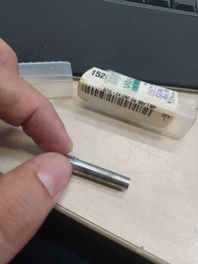 5/16-24 UNF Go Mbr TWP Threaded Plug 1Flute