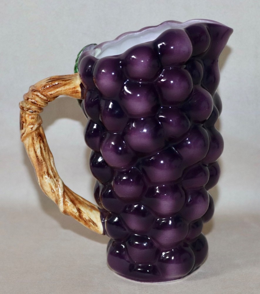 Lefton Grape Cluster Handled Pitcher #641 Red Foil Sticker 1953 - 1971