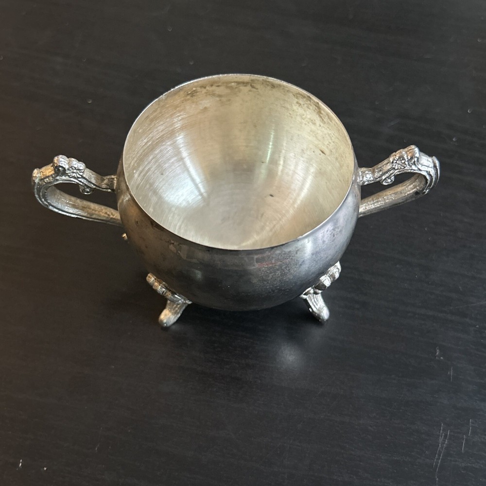 VINTAGE SILVERPLATE SUGAR BOWL