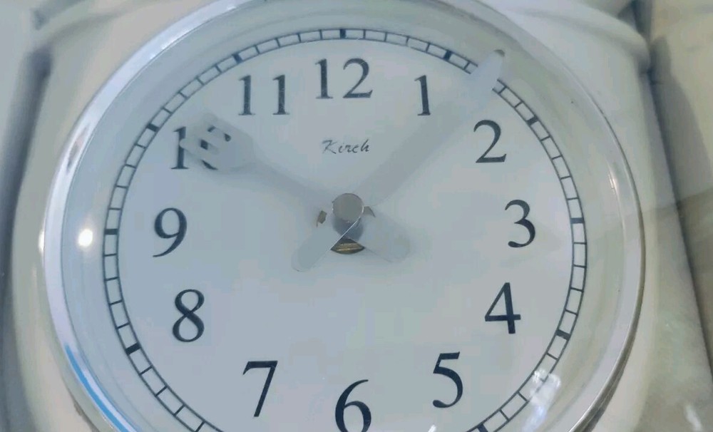 KIRCH WHITE STANDING UPRIGHT MIXER CLOCK NIB