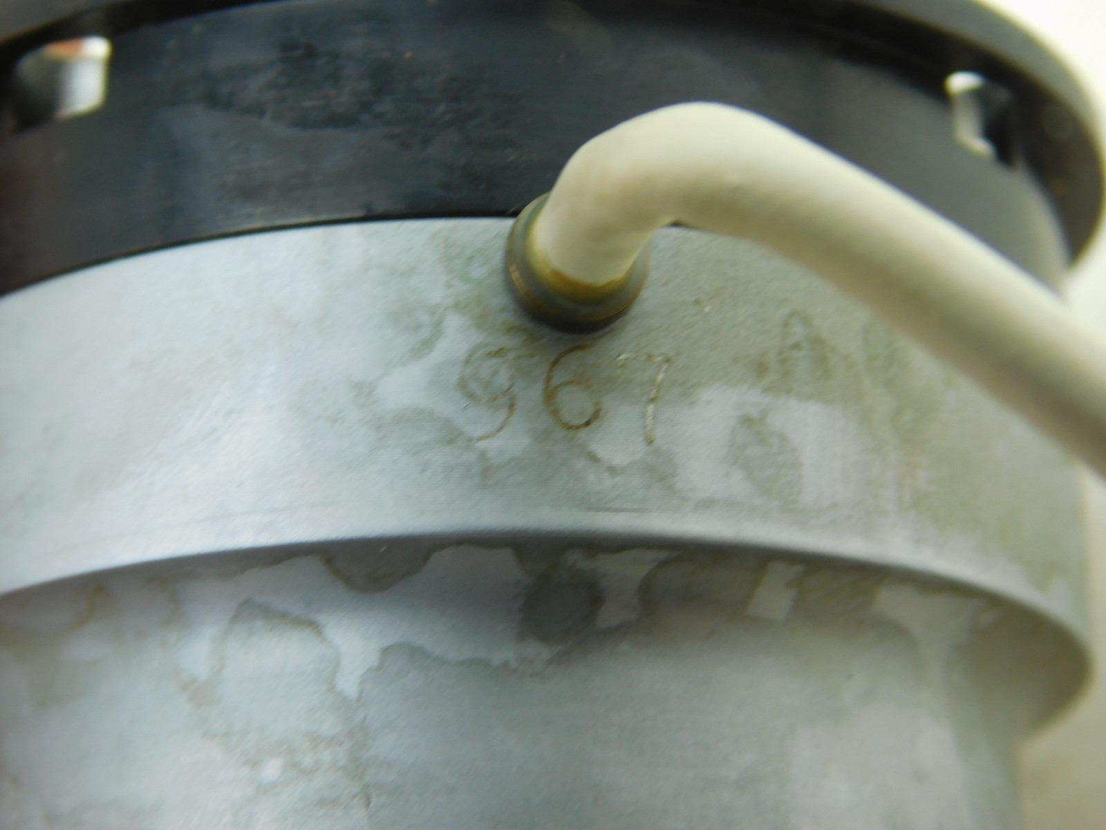 USED! BECKMAN COULTER MICROSCOPE PART UNKNOWN #967 1145 Connector SEE PHOTOS BM