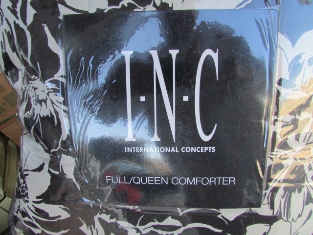 New INC Queen Comforter MA2