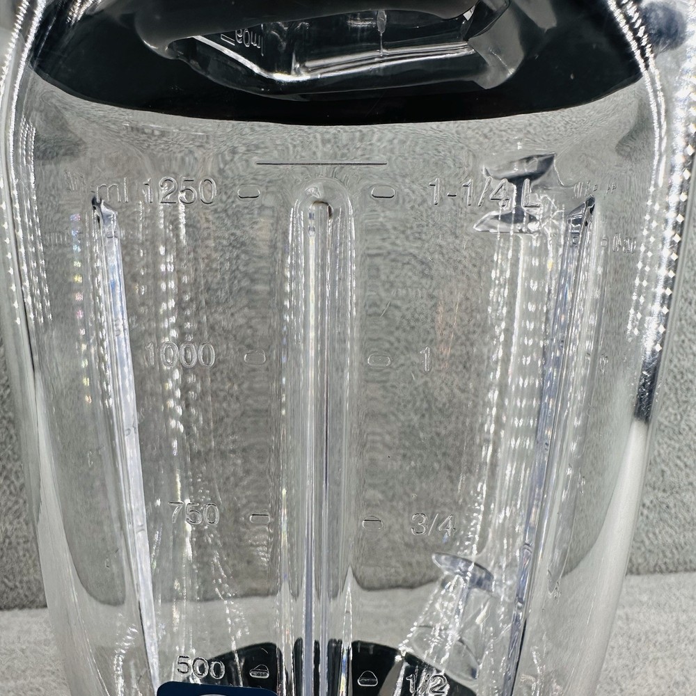 Waring CAC87 - 44 oz Polycarbonate Blender Container C6
