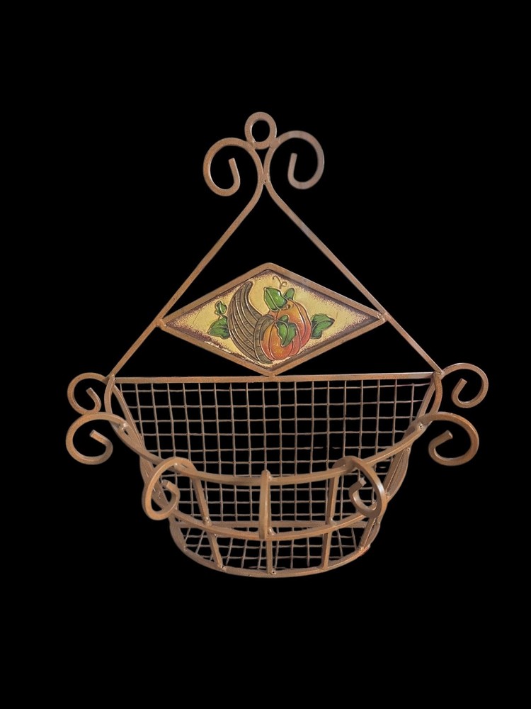 ​🍁 Rustic Harvest Metal Wire Wall Basket/Mail Holder - Cornucopia Fall Decor