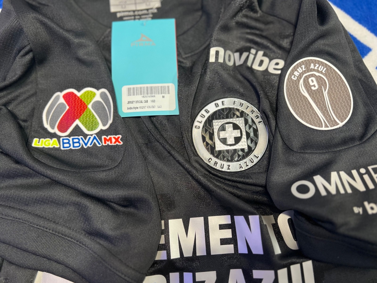 PIRMA CRUZ AZUL MEN'S JERSEY ALTERNATIVO BLACK 25/26 PARCHES 9 COPAS LIGA BBVA