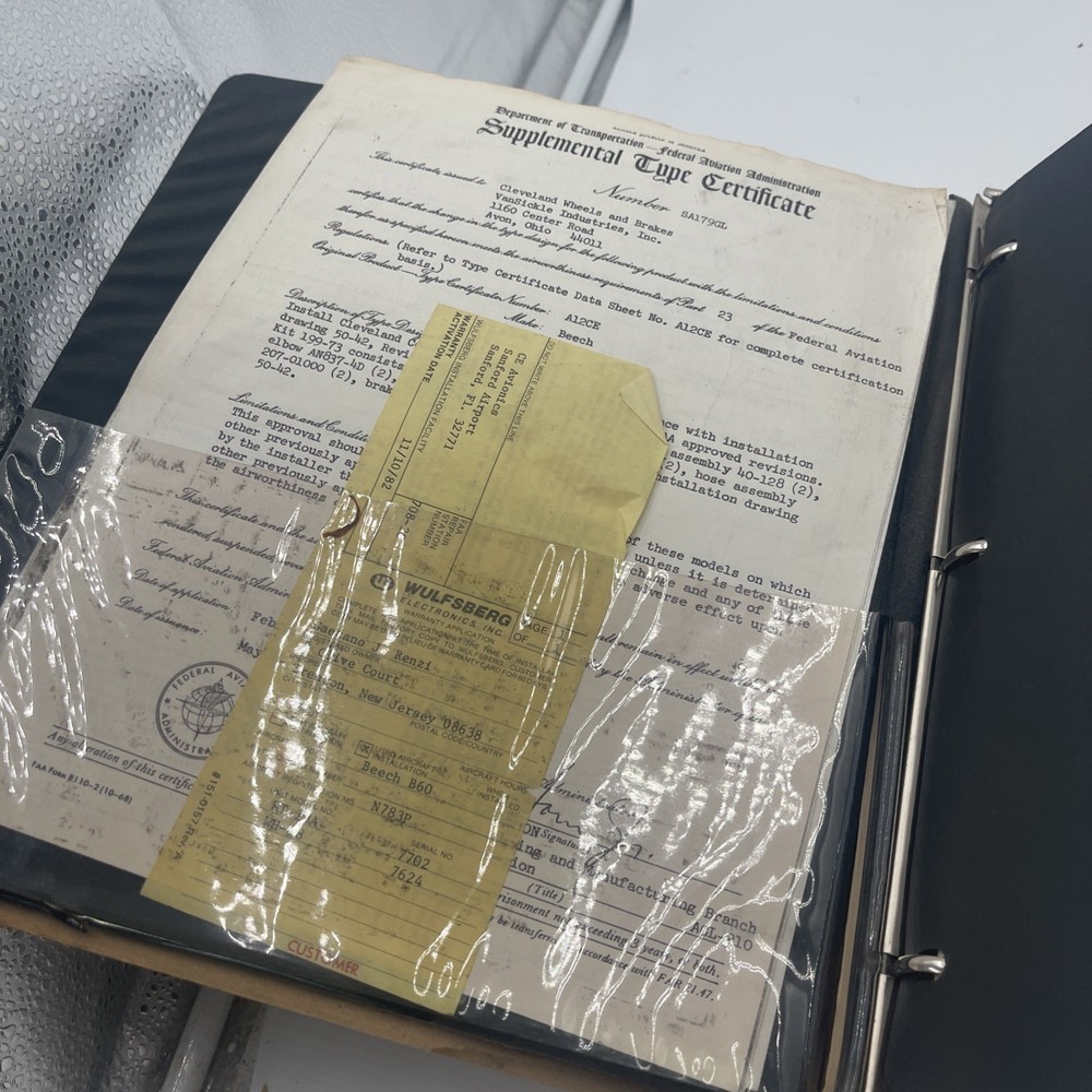 Beechcraft B60 Pilot's Operating Manual, Airplane Flight, Binder, 1973/1981