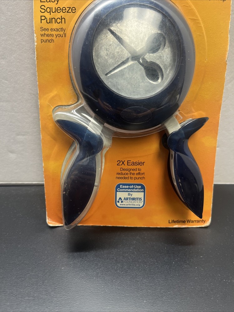 Fiskars X-Large Snip Snip Scissors Punch