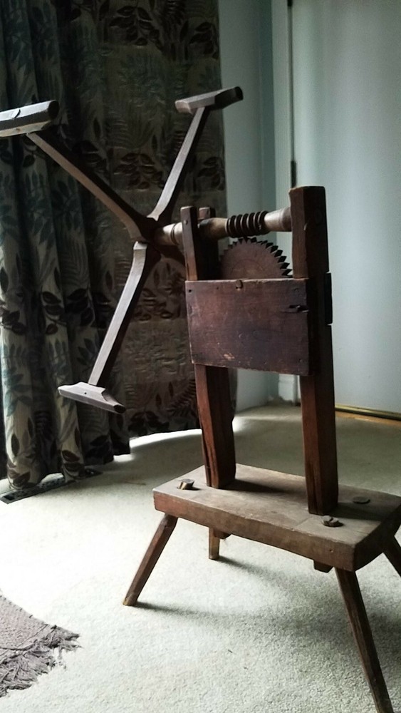 Antique Yarn Weasel, aka click or clock reel
