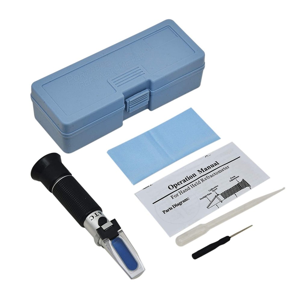 Hand Refractometer with ATC Range 0-32% Brix with 0.2% division with Calibration