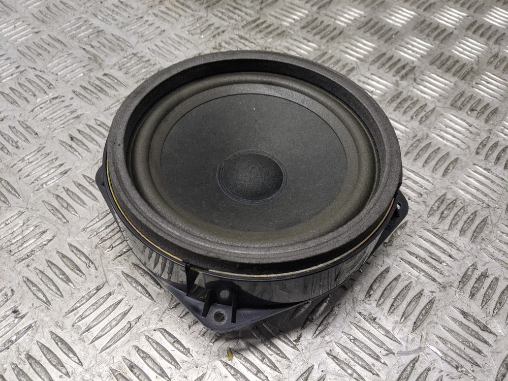RANGE ROVER DSE 1997 DOOR SPEAKER (REAR PASSENGERS SIDE)