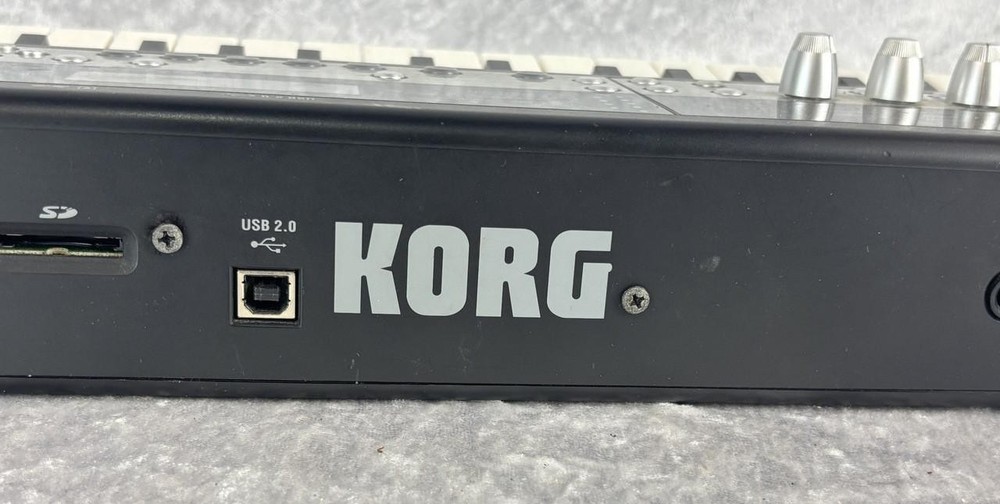 Korg microSTATION Music Workstation