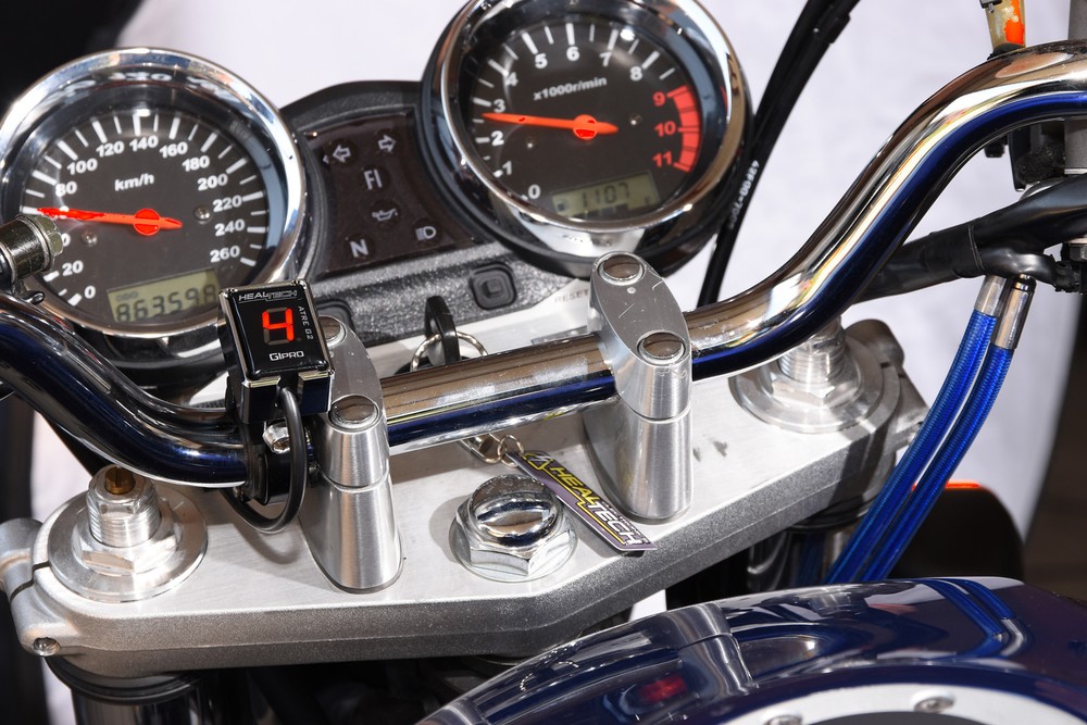 2007-2015 Yamaha XVS1300A Midnight Star Healtech X-Type Series G2 Gear Indicator
