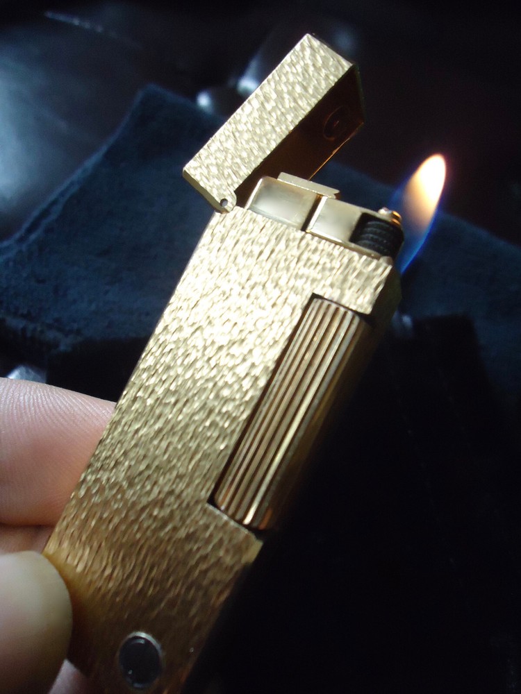 Dunhill Rollagas Lighter - Gold Plated - Textured Pattern - Serviced