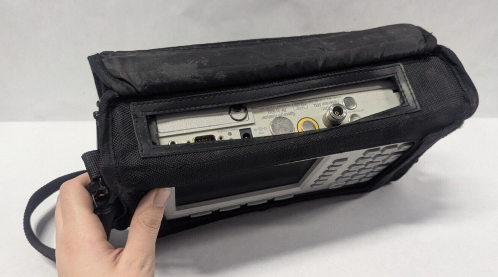 Anritsu S331D: Cable & Antenna Analyzer