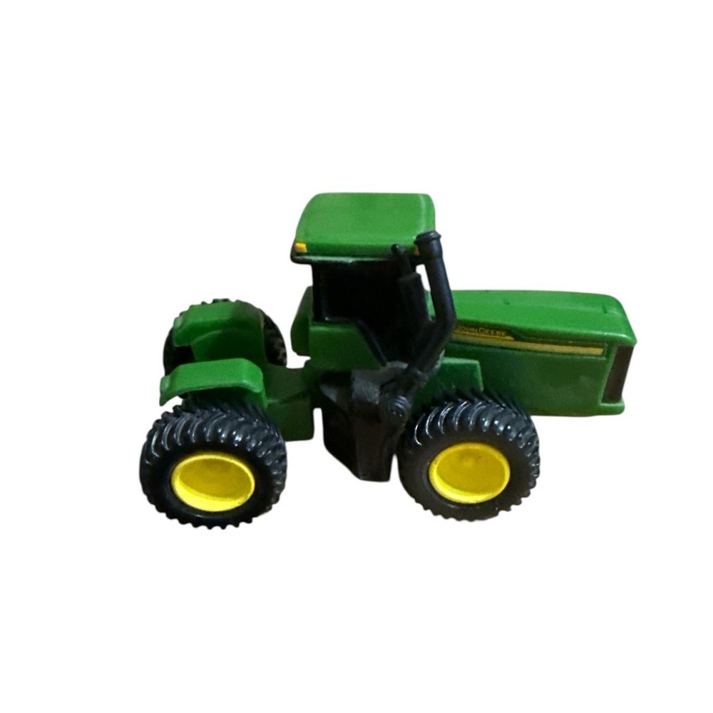John Deere 1:64 Scale 4WD Tractor (Plastic Construction)