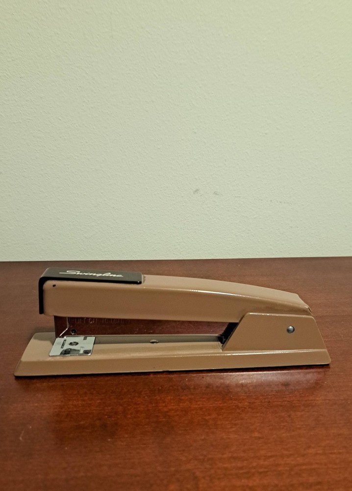 Swingline Manual 8" Stapler