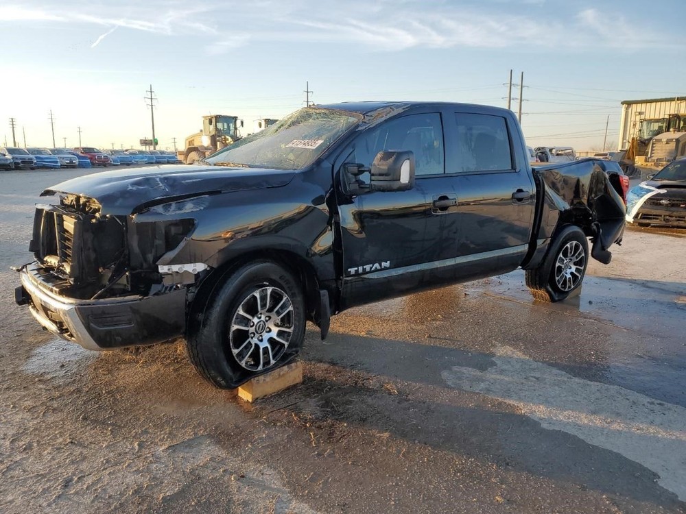 Camera/Projector Camera Front Fits 21-23 TITAN 352893