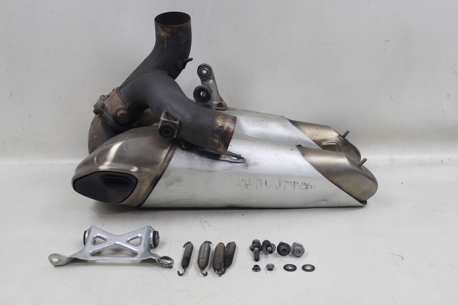 Ducati Panigale 1199S 1199 899 OEM Lower Exhaust Cans Can Muffler Pipe Silencer