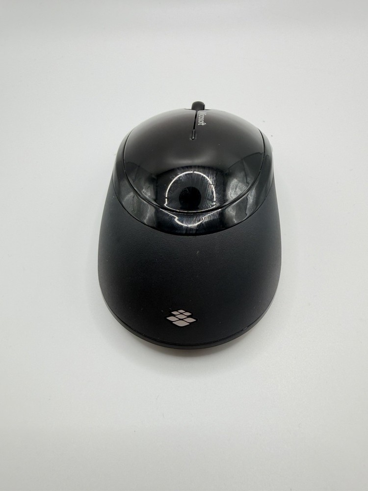 Microsoft 1728 Keyboard & Wireless Mouse 5000 Keyboard Powers On-*Missing Dongle