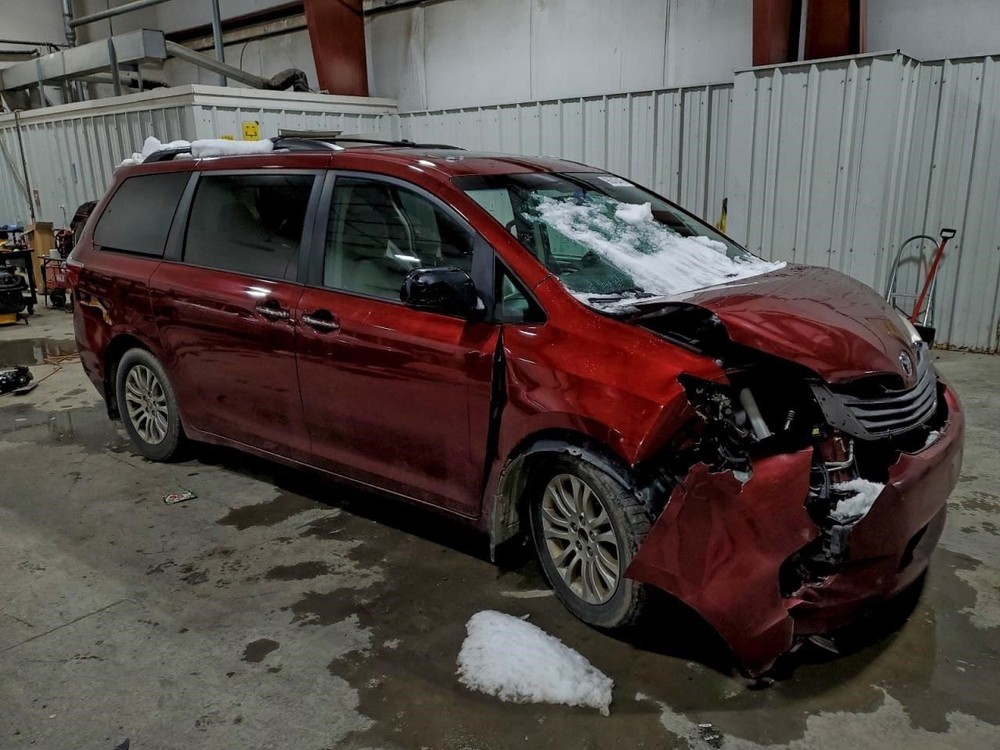 Engine ECM Electronic Control Module 3.5L 2GRFE Engine Fits 15-16 SIENNA 2084561